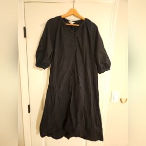 Black Puff-Sleeve Midi Dress with Button Front - Effortless Style